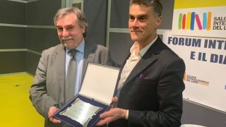 비터 윈터의 마르코 레스핀티, 토리노 국제 도서전에서 미디어상 수상