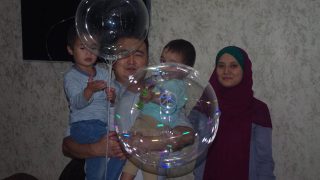 카자흐스탄: 세리크잔 빌라시(Serikzhan Bilash), 침묵하는 것을 조건으로 석방되다